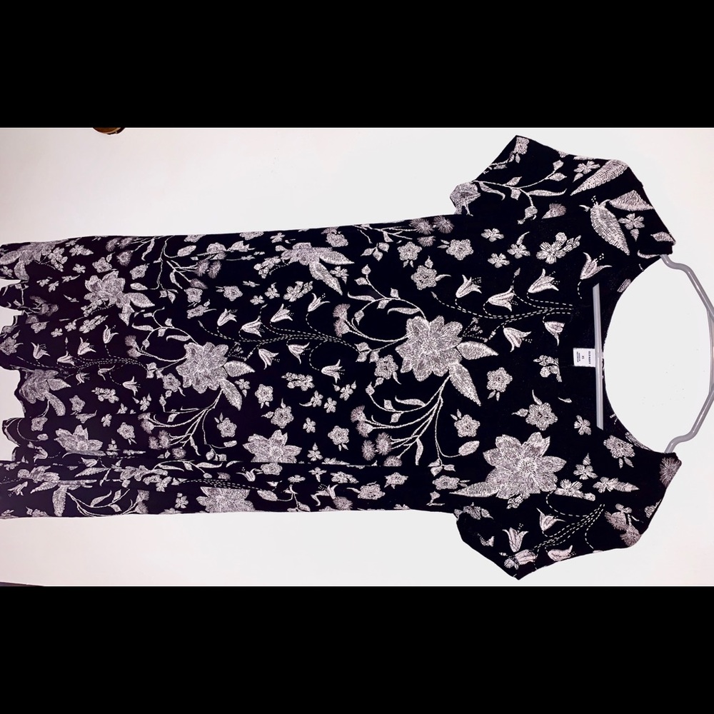 Old Navy Black w/ White Floral T-Shirt Dress